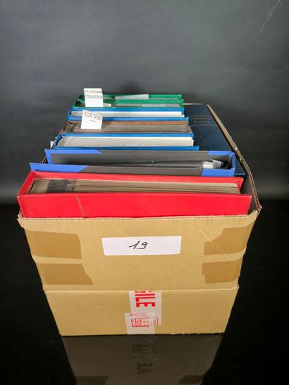 France. In 9 large binders, collection of...
