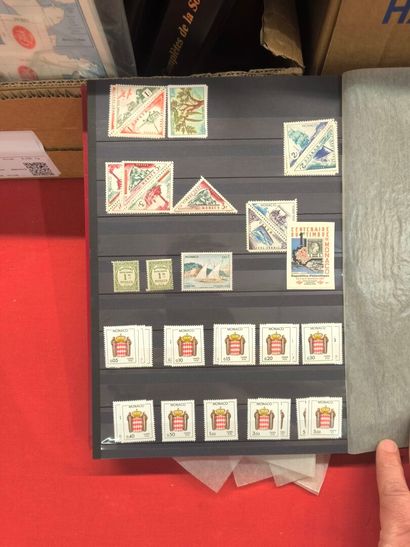 In one box, a collection of TP from France...