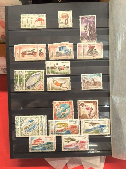 In one box, a collection of TP from France...