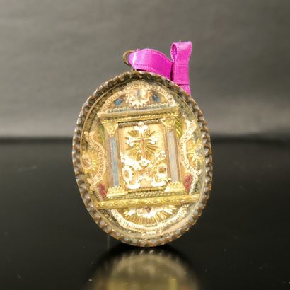 Metal reliquary medallion containing the...