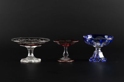 Three crystal overlay baguiers cups. 
- Saint-Louis....