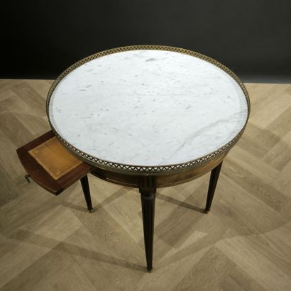 Mahogany hot-water bottle table, white marble...