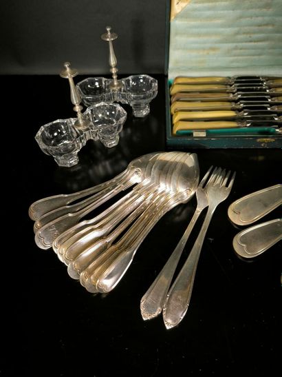 Silver-plated set: ladle, serving spoon,...