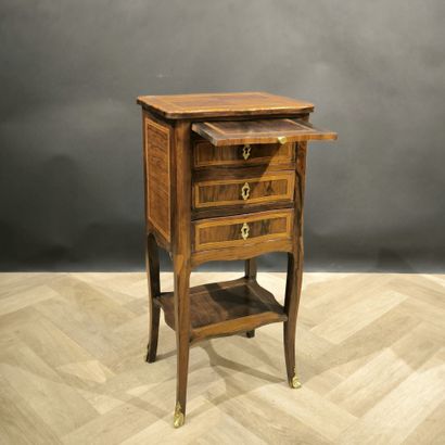 Table chiffonnière inlaid on all sides, opening...