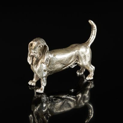 Basset artésien in silver. Minerve hallmark....