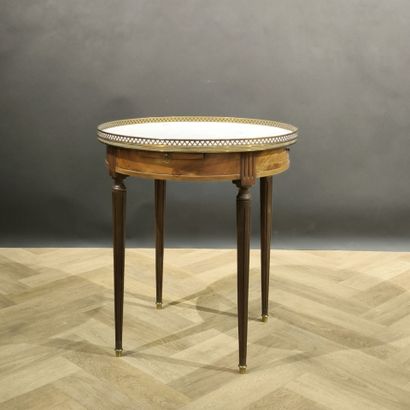Mahogany hot-water bottle table, white marble...
