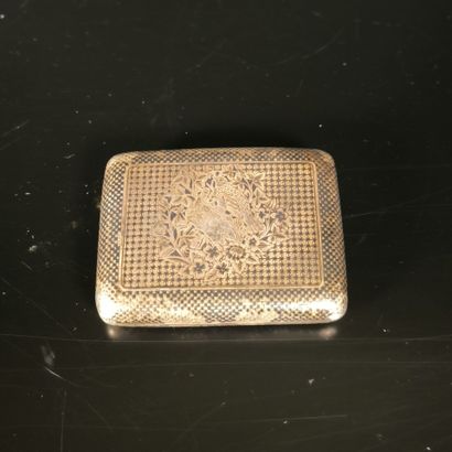 Engraved silver box, 19th century. 116,93...