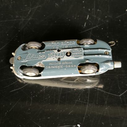 SCHUCO. 5 mechanical spring vehicles (Damaged...