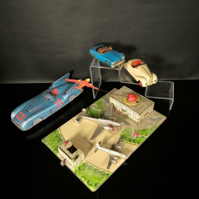 Set of toys, some mechanical (Damage and...
