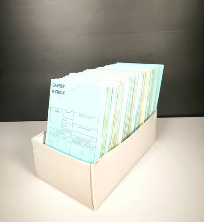 40 choice notebooks from around the world,...
