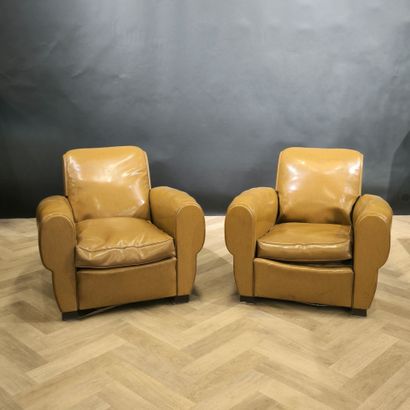 Pair of Havana leather club chairs (minor...