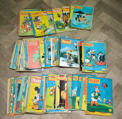 Large lot of various BB magazines and albums,...