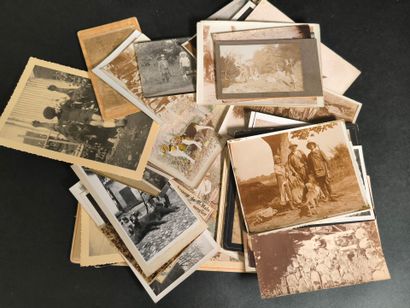 Important lot of photographs and prints on...