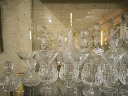 Lot of glasses, flasks and carafes, mainly...
