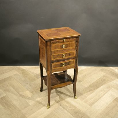 Table chiffonnière inlaid on all sides, opening...