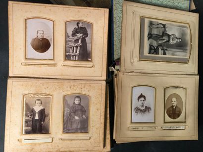 Important lot of photographs and prints on...