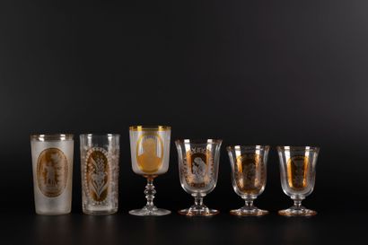 Six glasses with cemented amber decoration.
-...