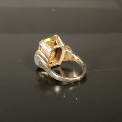 Silver ring set with a tiger's eye plate....