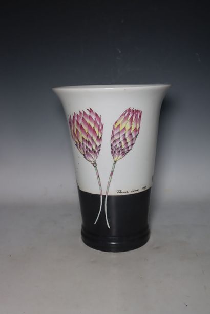 Fabienne JOUVIN (1962)
Vase en porcelaine...