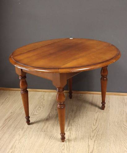 Children's table with cherrywood shutters...