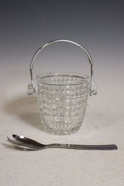 Glass ice bucket with stainless steel spoon
H:...