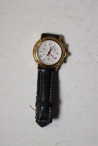 LONGINES
Men's bracelet watch 