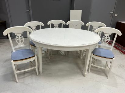 Ensemble comprenant une table de salon en...