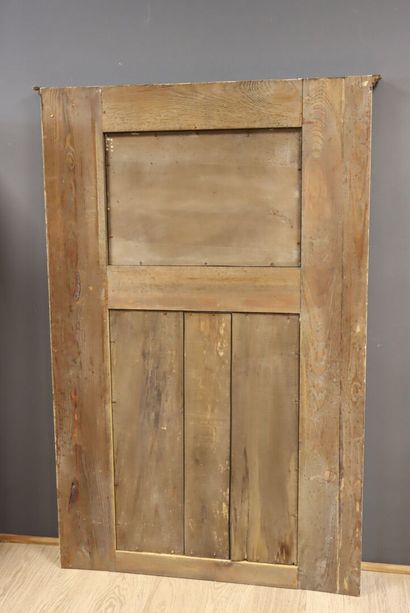 Trumeau en bois laqué blanc et doré à décor...