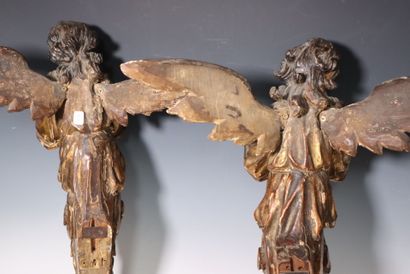 Pair of gilded wood sconce brackets depicting...