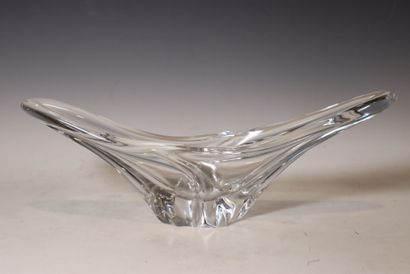 DAUM France
Elongated bowl in molded glass...