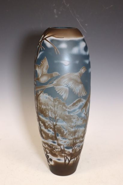 Dans le goût de Gallé
Grand vase en verre...