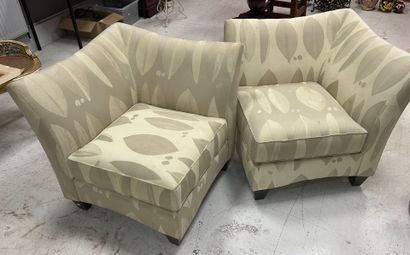 Paire de fauteuils pouvant former en deux...