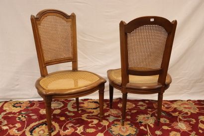 Paire de chaises cannées en bois naturel,...