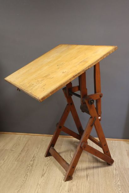 Table à dessin d'architecte 
inclinaison...