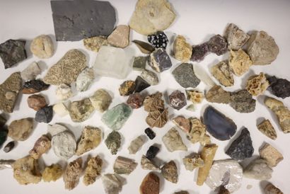 Batch of various geodes
including pyrites,...