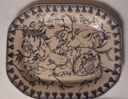 TOUSSICOURT
Lot including : 
- a blue and...