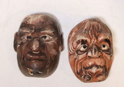 Japon
Deux masques de théâtre Nô en bois...