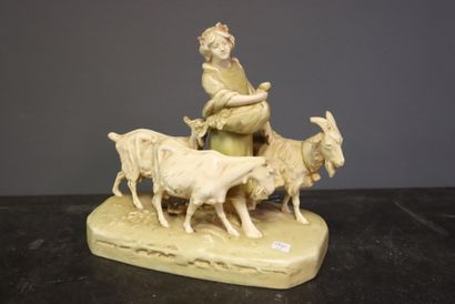 Bergère et chèvres.
Groupe en céramique dans...