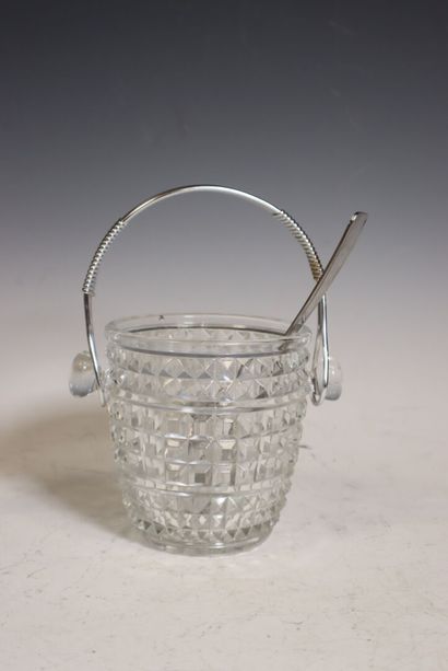 Glass ice bucket with stainless steel spoon
H:...
