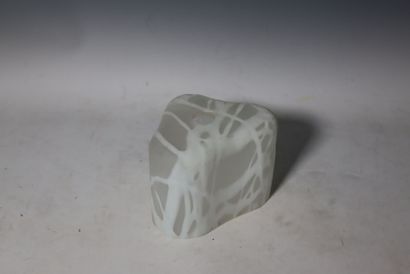 Applique en verre fumé et coulure blanche...