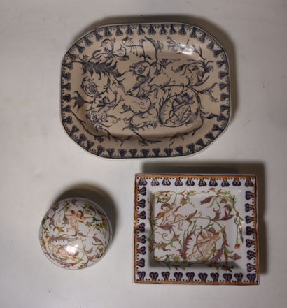 TOUSSICOURT
Lot including : 
- a blue and...