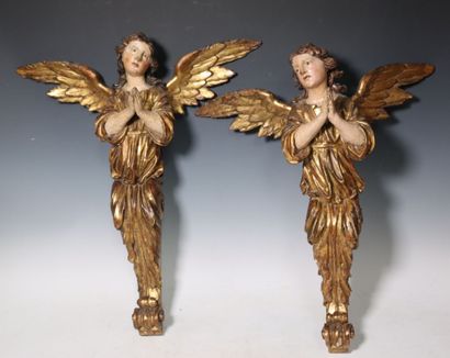 Pair of gilded wood sconce brackets depicting...