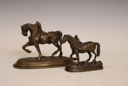 Cheval de trait
Groupe en bronze à patine...