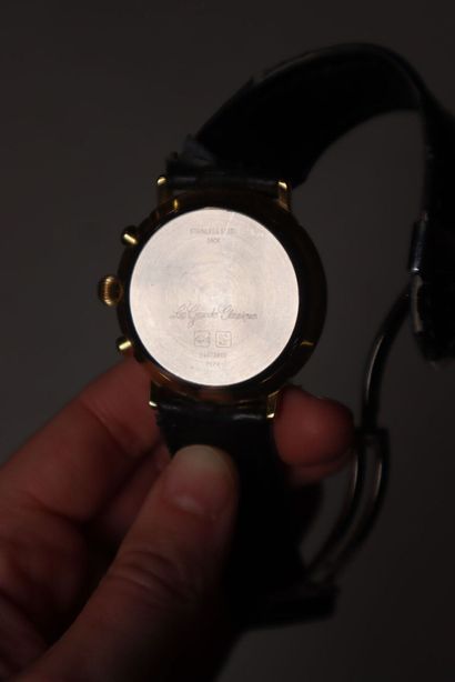 LONGINES
Men's bracelet watch 