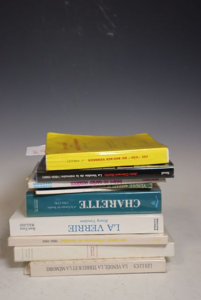 Batch of various books on the Vendée and...