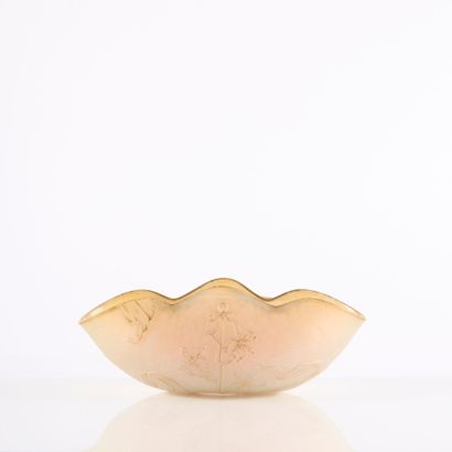 DAUM NANCY.
Oval bowl in frosted, colored...
