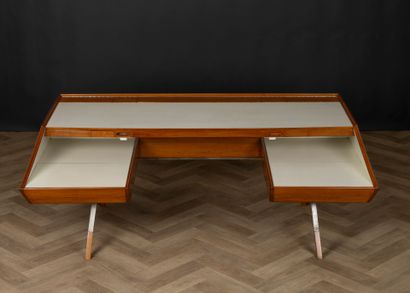 Jacques HAUVILLE (1922)
Large trapezoidal...