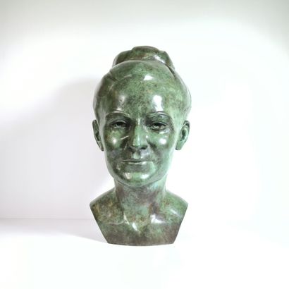 Maud DU JEU (1949)
Bust of a young woman
Bronze...