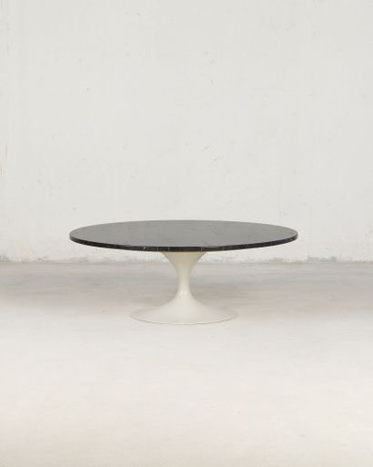 Eero SAARINEN (1910–1961) for KNOLL
Coffee...