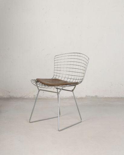 Harry BERTOIA for KNOLL INTERNATIONAL, manufacturer.
